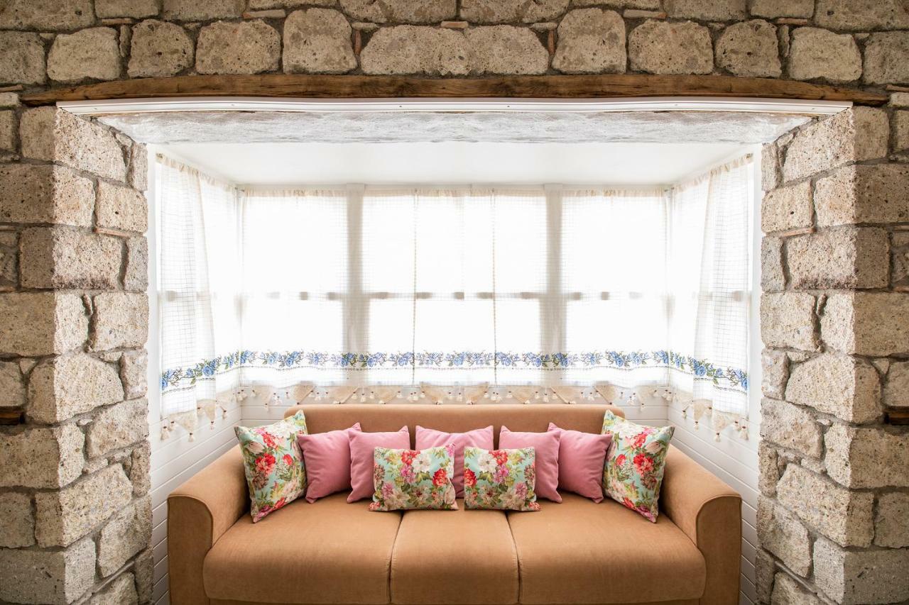 Monat Otel Alacatı Bagian luar foto