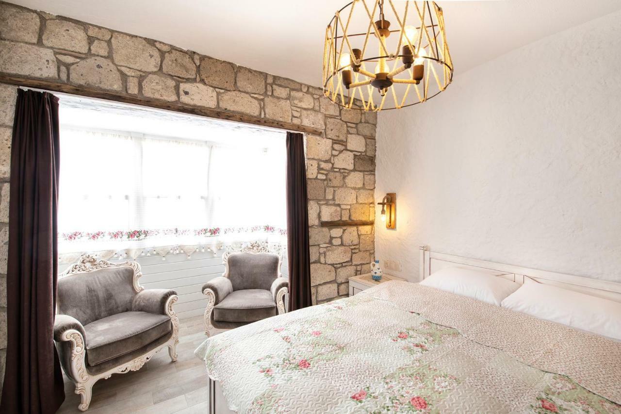 Monat Otel Alacatı Bagian luar foto