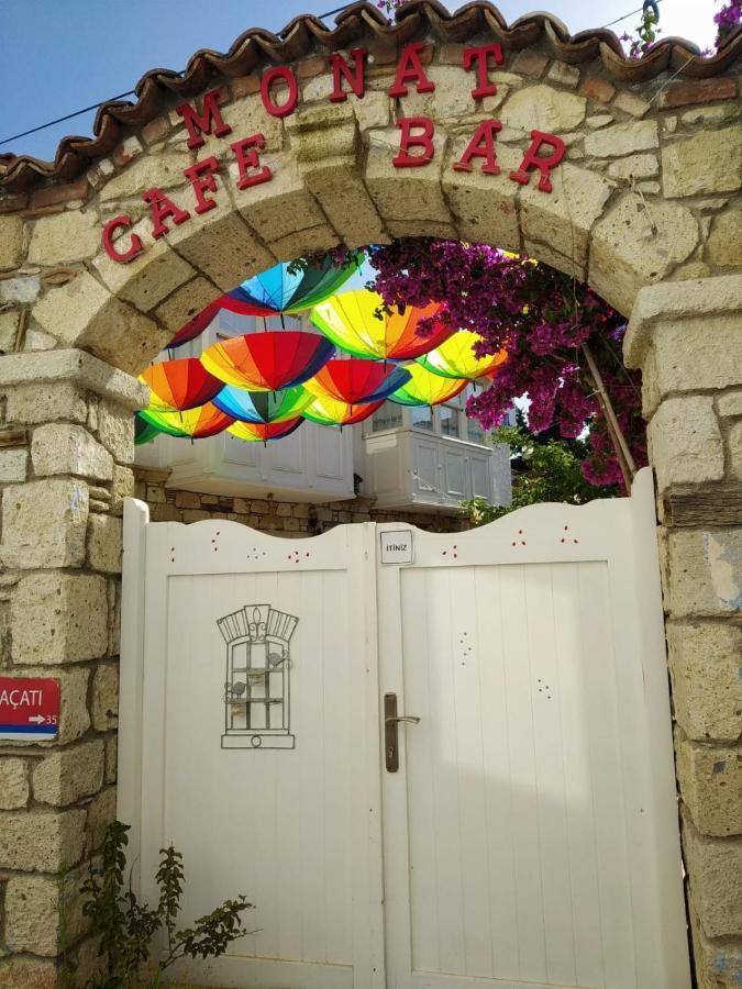 Monat Otel Alacatı Bagian luar foto